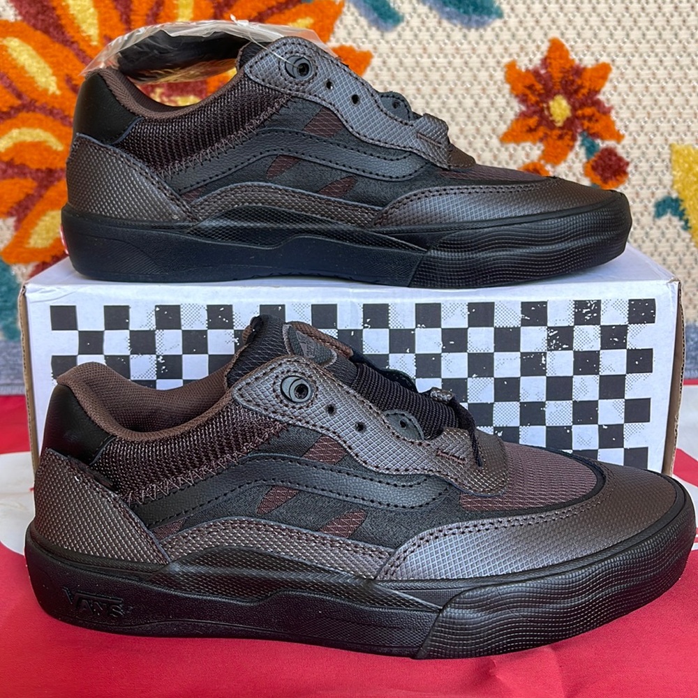 Vans Wayvee
(Justin Henry) Coffebean
VN0A5JIA8AC
Men’s sneakers - athletic shoes - Picture 2 of 16
